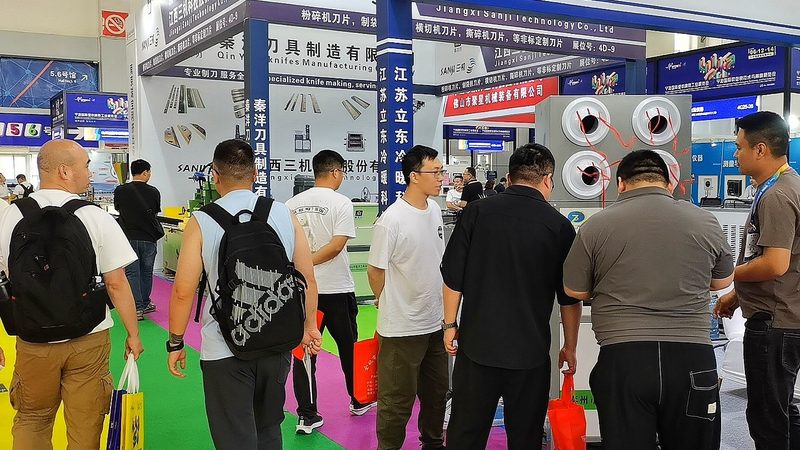 广州庆典舞台搭建：揭秘专业厂家的核心要素