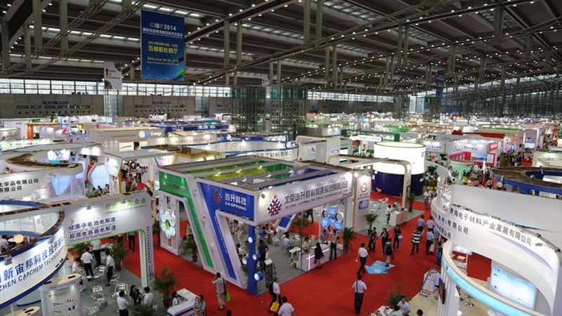展馆地面承重不够，别急着砸地坪